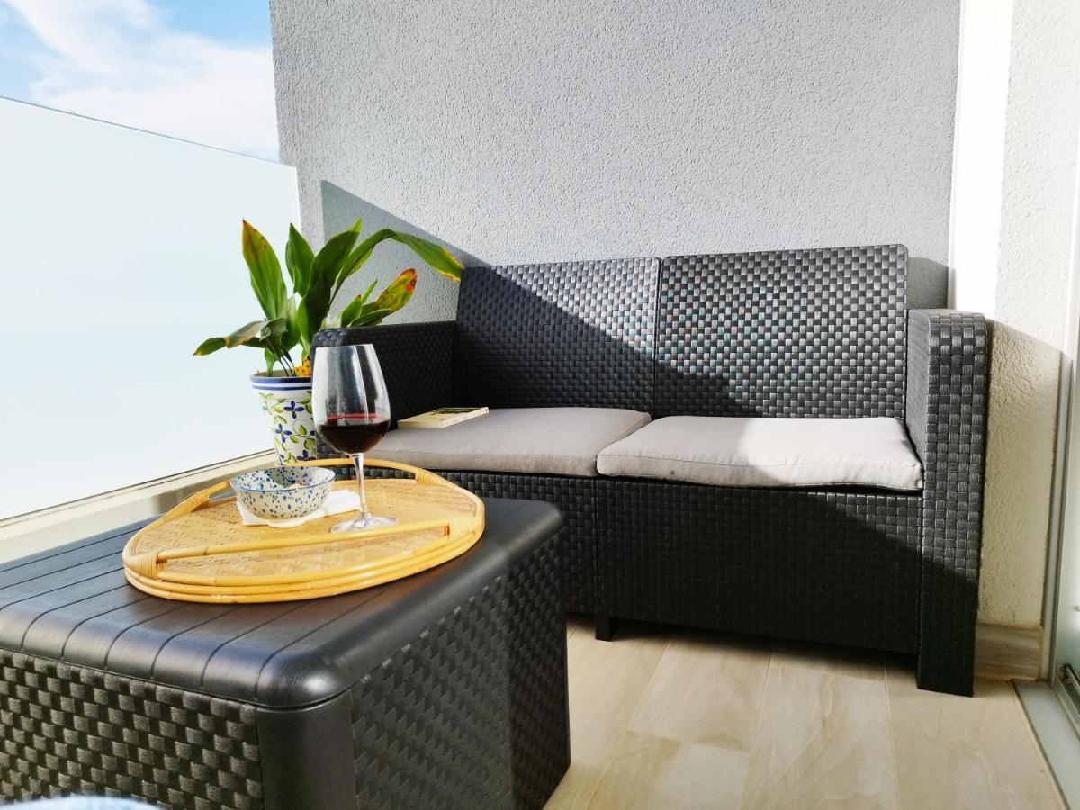 Amplio Y Comodo Apartamento. กรานาดิลญา เด อาโบนา ภายนอก รูปภาพ