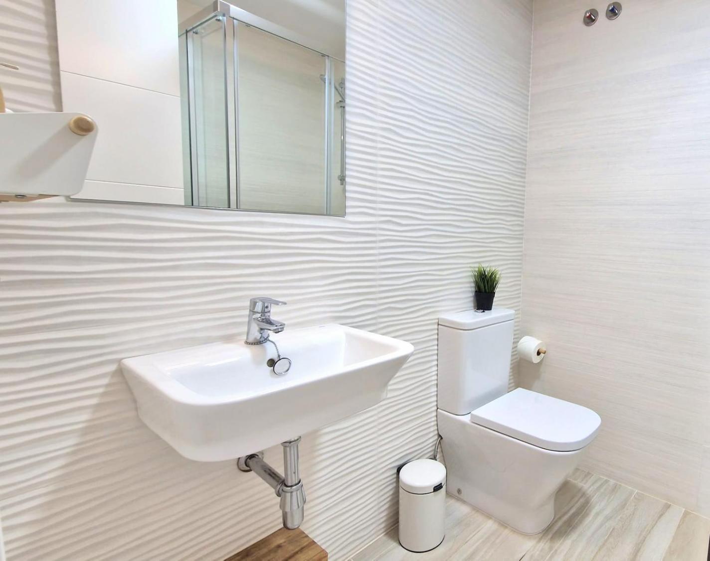 Amplio Y Comodo Apartamento. กรานาดิลญา เด อาโบนา ภายนอก รูปภาพ